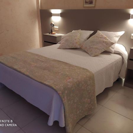 Apartamentos De Uso Turistico Fontina - Playa Montalvo - Sanxenx0 -Pontevedra 산신소 외부 사진