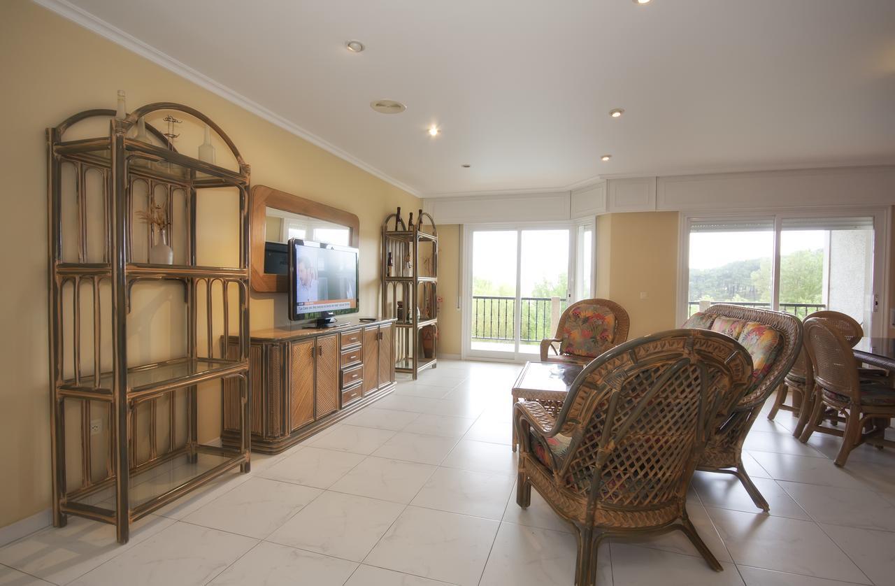 Apartamentos De Uso Turistico Fontina - Playa Montalvo - Sanxenx0 -Pontevedra 산신소 외부 사진