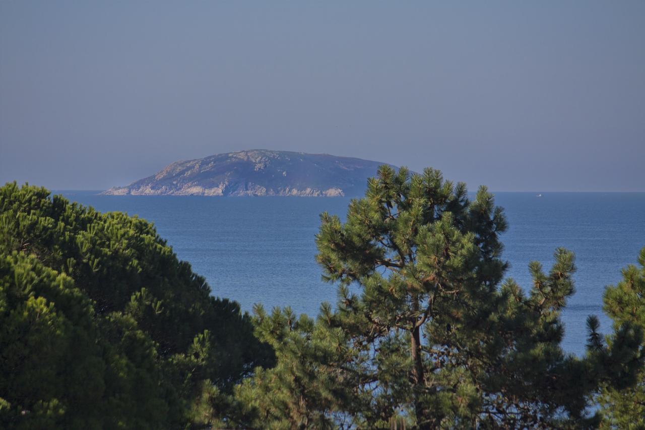 Apartamentos De Uso Turistico Fontina - Playa Montalvo - Sanxenx0 -Pontevedra 산신소 외부 사진