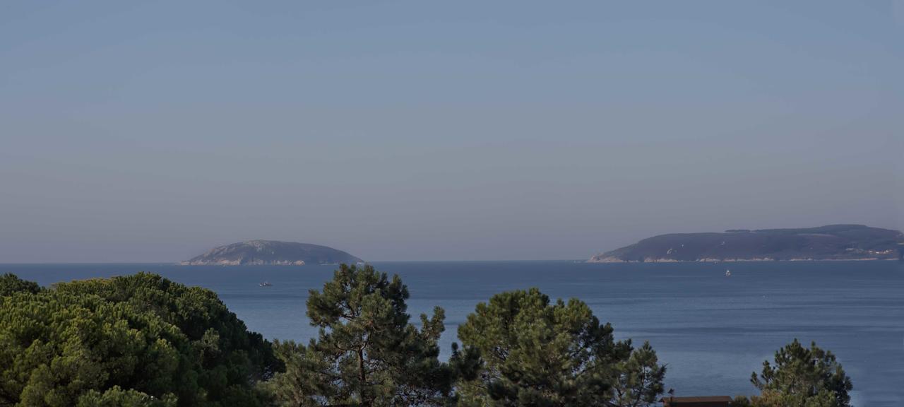 Apartamentos De Uso Turistico Fontina - Playa Montalvo - Sanxenx0 -Pontevedra 산신소 외부 사진